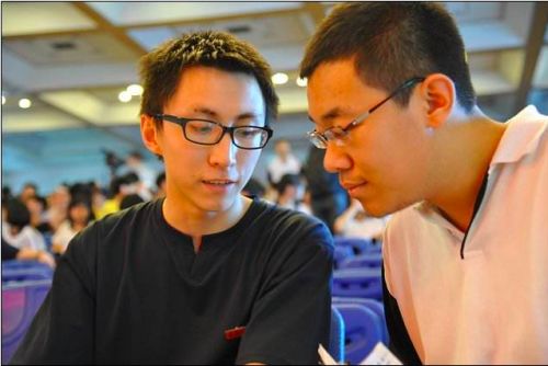 逆转裁判vs雷顿教授下载_雷顿教授下载_雷顿教授与不可思议的小镇下载